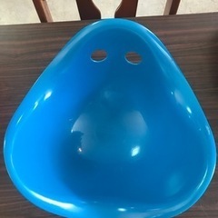 【お取引先決定】bilibo ビリボ　スイスの知育おもちゃ　知育玩具　青　ブルー　遊び方は無限大　バランスチェアの画像