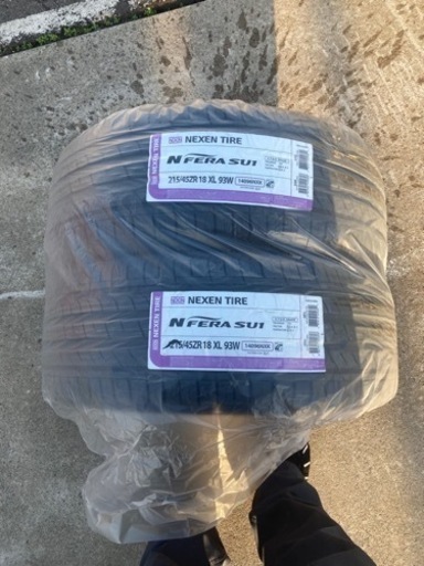 ネクセン　新品18インチタイヤ　215/45/R18