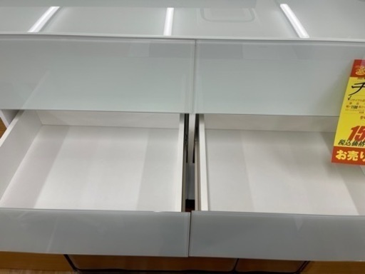 オシャレ家具★ガラスチェスト★近隣自社配送可能