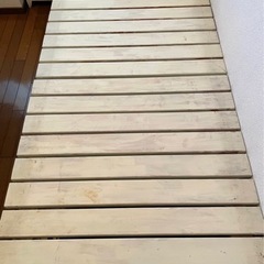 棚やベッドにの画像