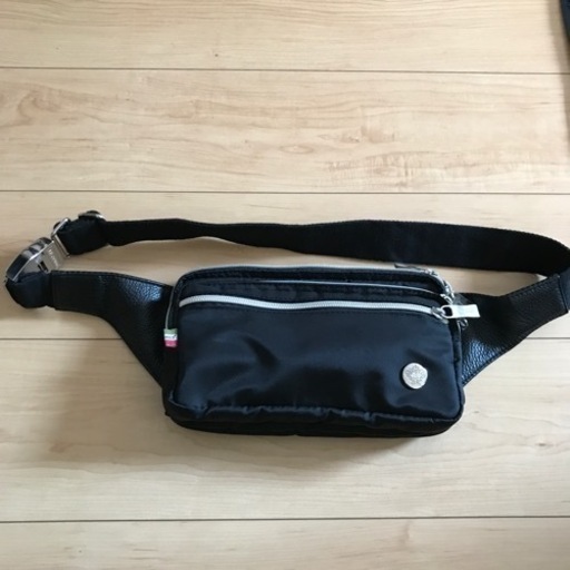 オロビアンコ　ボディバッグ