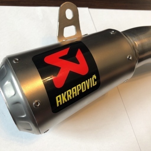 ☆YZF-R25用　アクラポビッチ　AKRAPOVIC スリップオンマフラー　本物　RG10J☆