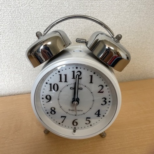 カシオ 電波目覚まし時計