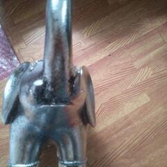 ゾウの置物の画像