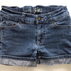 🉐女の子用半ズボン(サイズ130)3枚セット👍 500円❗️着回しに最適✨の画像