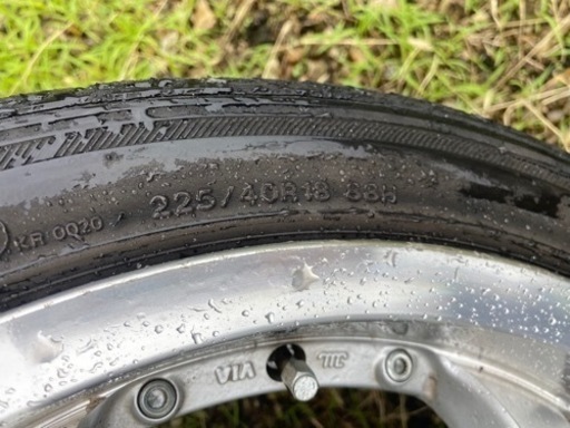 18インチホイール・タイヤ4本セット225/40R18 タイヤおまけ