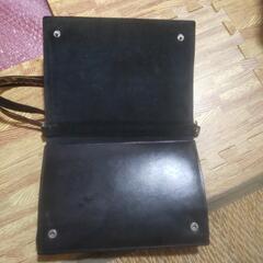 ヘビのカバンの画像