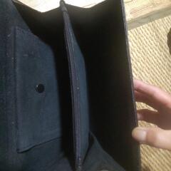 ヘビのカバンの画像