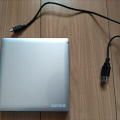 バッファロー　DVDドライブ　DVSM-PN58U2V-SV　（...
