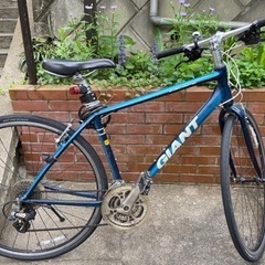 (お取引中)ジャイアント クロスバイク GIANT ESCAPE 700C アルミ　24速　465mmの画像