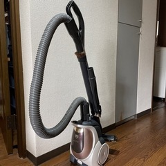 三菱電機　掃除機　紙パック式