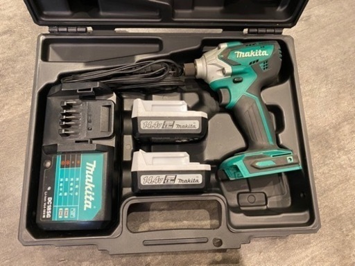 【中古】makita 充電式インパクトドライバ MTD001DSX