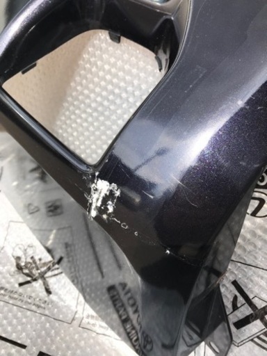 ハイエース　6型　フロントバンパー　カラーNO220