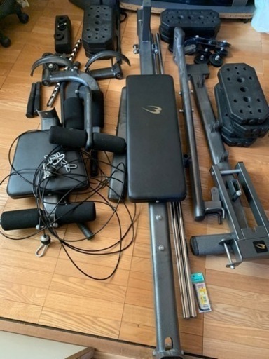 ボディーメーカートレーニングマシーン