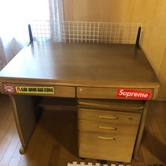 ★学習机★   棚はとってます　作業台などにどうぞ
