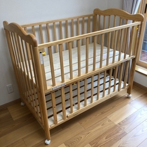 ベビーベッド　大和屋　美品　引取限定