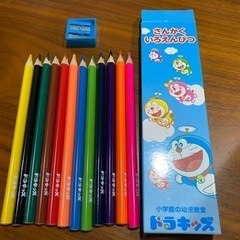至急★ドラキッズ　さんかくいろえんぴつ　12色　未使用