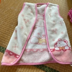 （未用品）子供用 ナイトガウン 赤　防寒　寝巻き