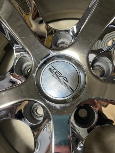 ZEAタイヤ　225/50/r18 トヨタ　エスティマ