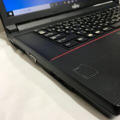 Win11 快速PC ノートパソコン FUJITSU A553 P305の画像
