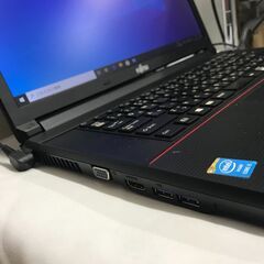 Win11 快速PC ノートパソコン FUJITSU A574 P306の画像