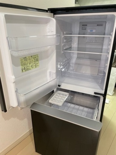 【取引中】冷蔵庫2020年製(SHARP SJ-GD14F) 137L