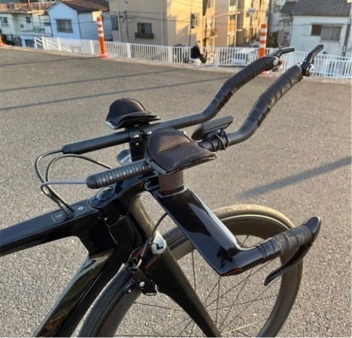 フルカーボン TTバイク ディープホイール付き フルカーボン TTバイク ディープホイール付き