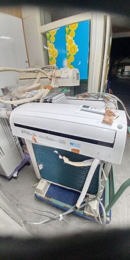 アイリスオーヤマエアコン6畳用2.2 K 2017年製別館においてます