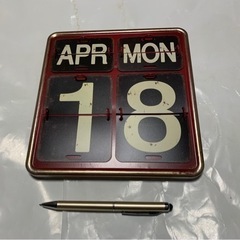 ビンテージ、USAアメリカンデザイン、日めくりカレンダーの画像