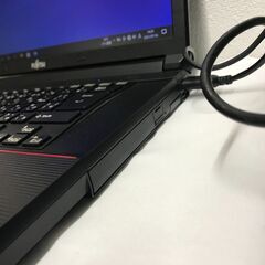 Win11 快速PC ノートパソコン FUJITSU A574 P307の画像