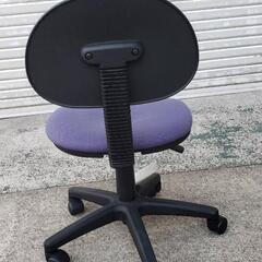 オフィス　チェアの画像