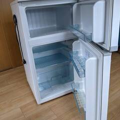 独身用小型冷蔵庫　購入して5年。の画像