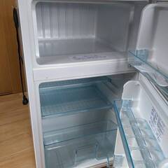 独身用小型冷蔵庫　購入して5年。の画像