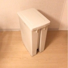 【受け渡し者決まりました】ゴミ箱の画像