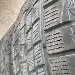 値下げしました】ランクル 285/50r20 スタッドレス
