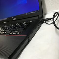 Win11 快速PC ノートパソコン FUJITSU A574 P308の画像