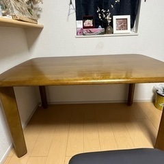 【受け渡し先決まりました】テーブル1台＋椅子3脚