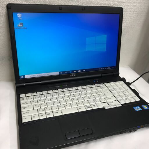 Win11 快速PC ノートパソコン FUJITSU A561 P309