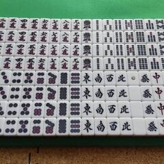 【値下げ、4/30まで】麻雀牌&マットセットの画像