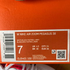 ナイキ　エアズームペガサス38  24cmの画像