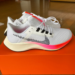 ナイキ　エアズームペガサス38  24cmの画像