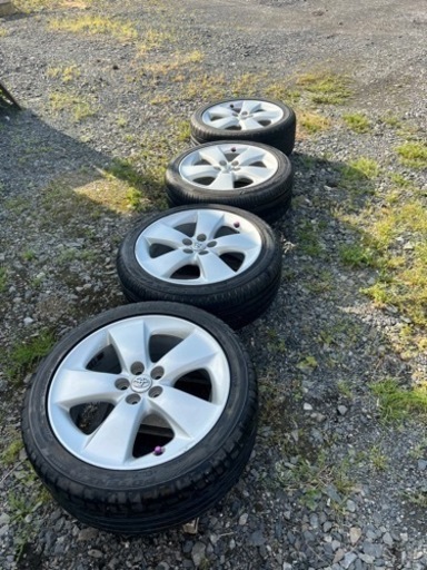 プリウス30✨純正✨バリ山✨‼️215/45/17