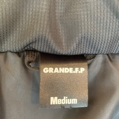 GRANDE★フットサル★サッカー★中綿ハーフコート★Mサイズの画像