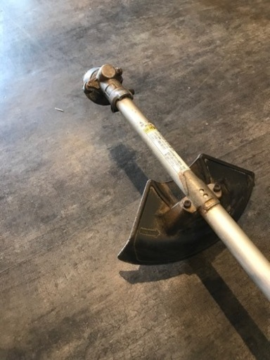 【中古】makita エンジン草刈機 楽らくスタート MEM212T