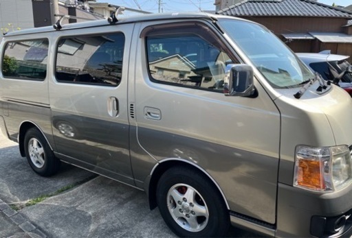 キャラバンコーチ　ハイエース　TOYOタイヤ ホイールセット