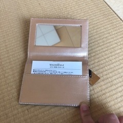 鏡付き　名刺入れ