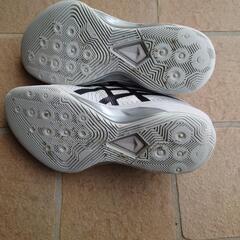 アシックス　バレーシューズ&ミカサバック黄色の画像