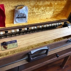 【大正琴】ハード、ソフトケース付き　琴伝流　敷島の画像