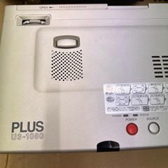 プロジェクター　PLUS の画像