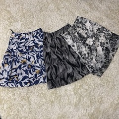 レディース　膝丈スカート3点